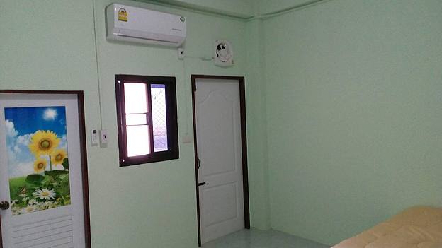 1 Bed Condo — photo 4