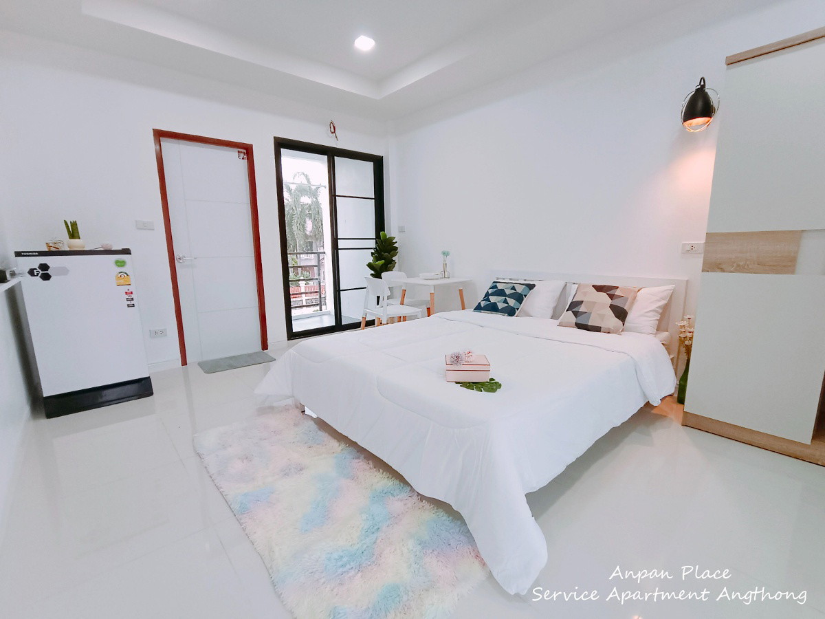 1 Bed Condo — photo 2