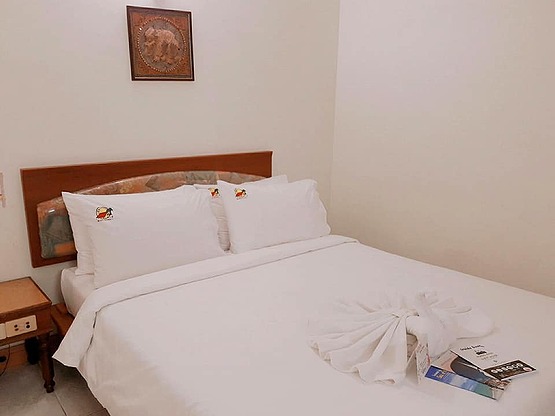 Condo — photo 1