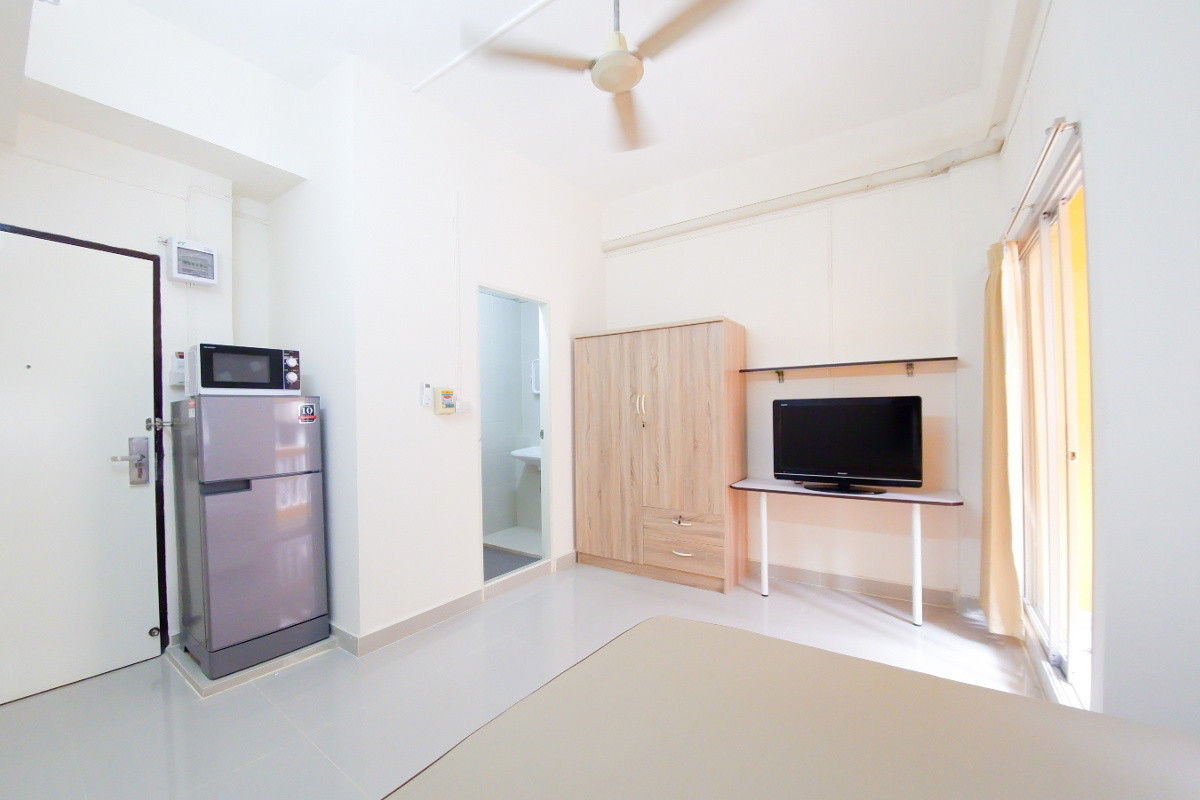 1 Bed Condo · Khlong San, bangkok