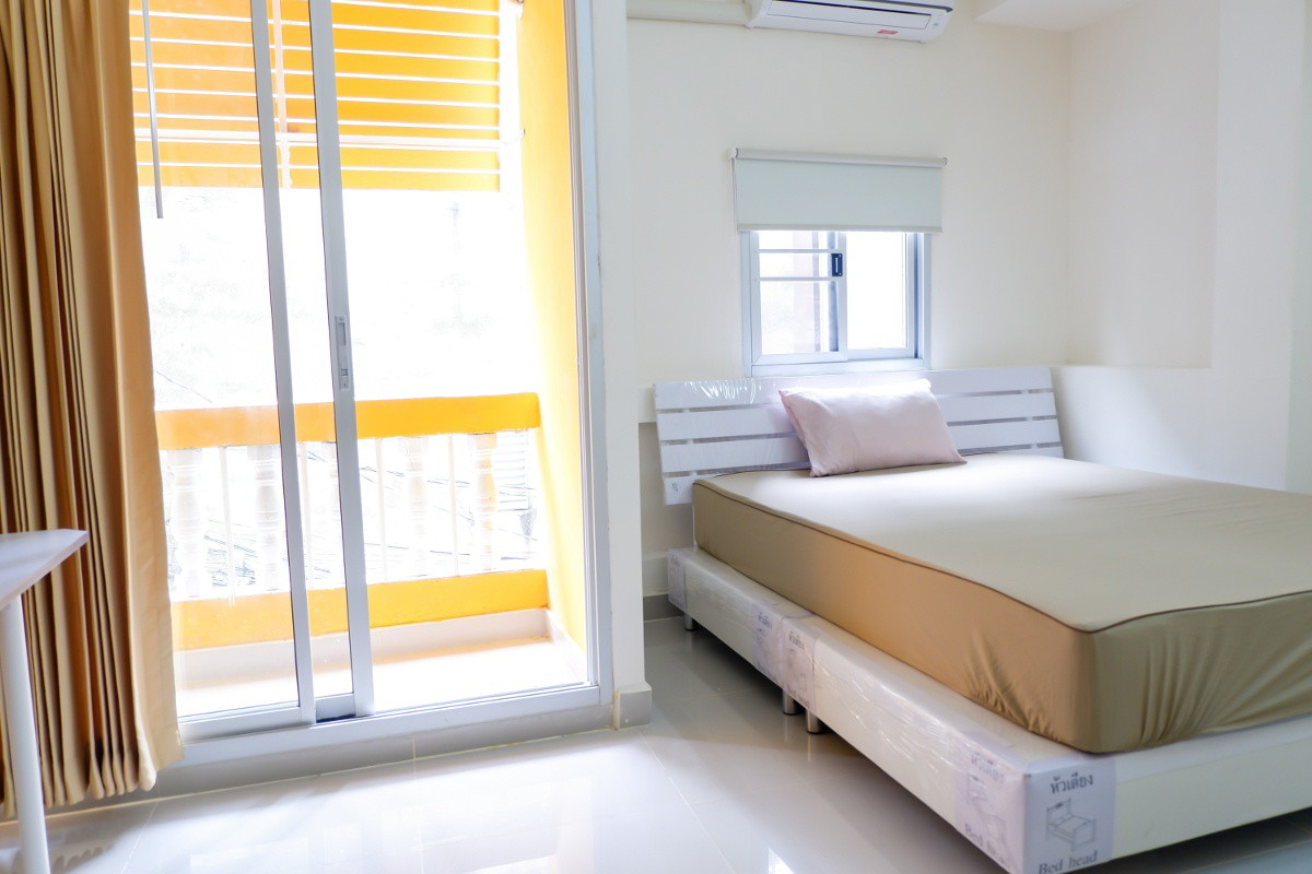 1 Bed Condo · Khlong San, bangkok — photo 5