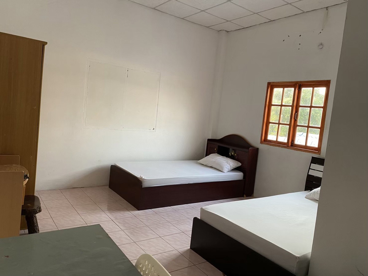 1 Bed Condo — photo 3