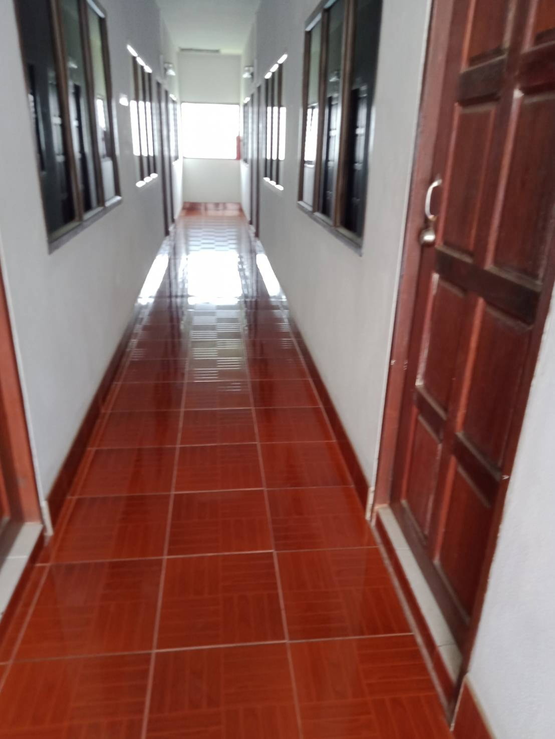1 Bed Condo — photo 2