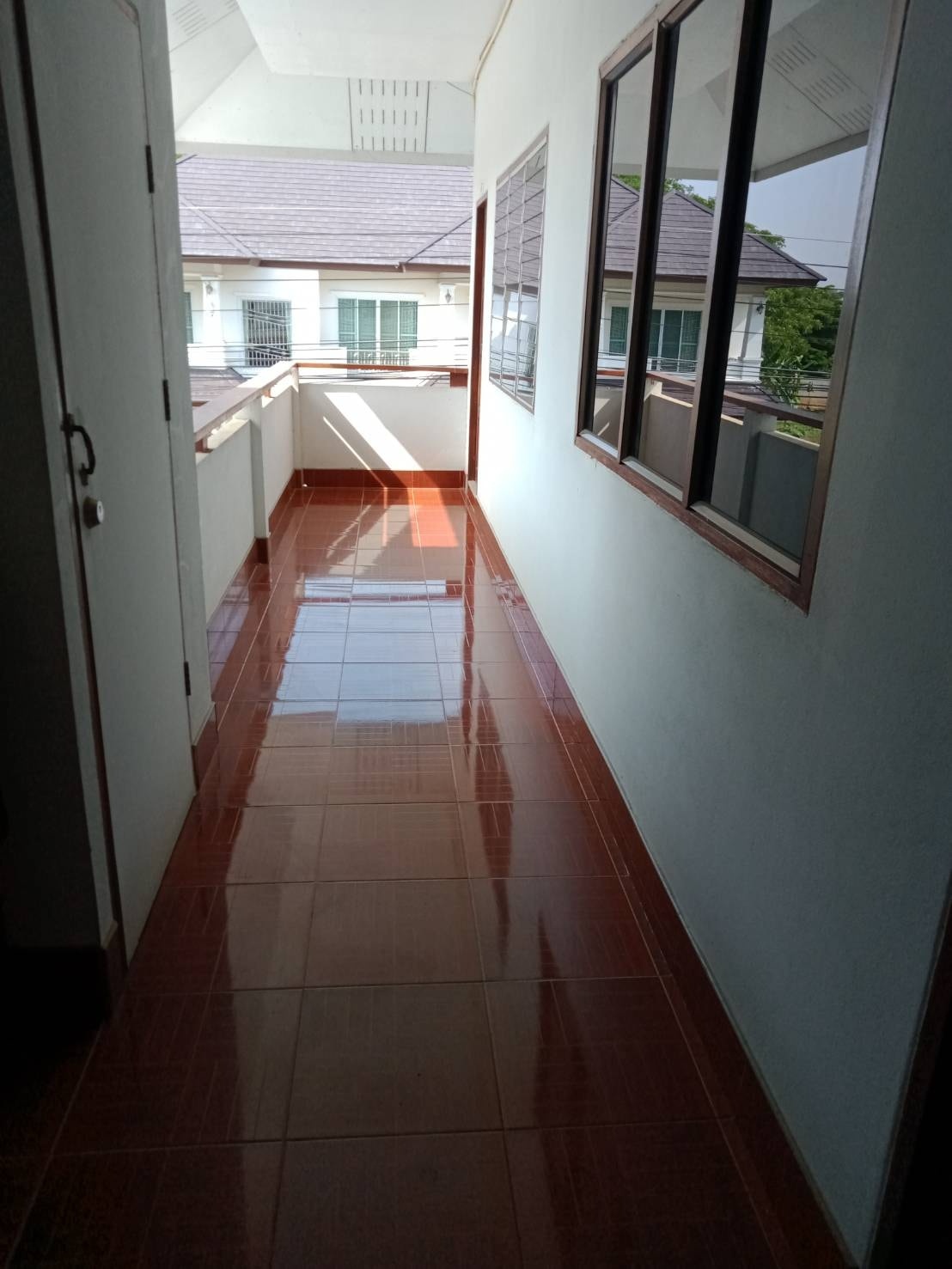 1 Bed Condo — photo 3