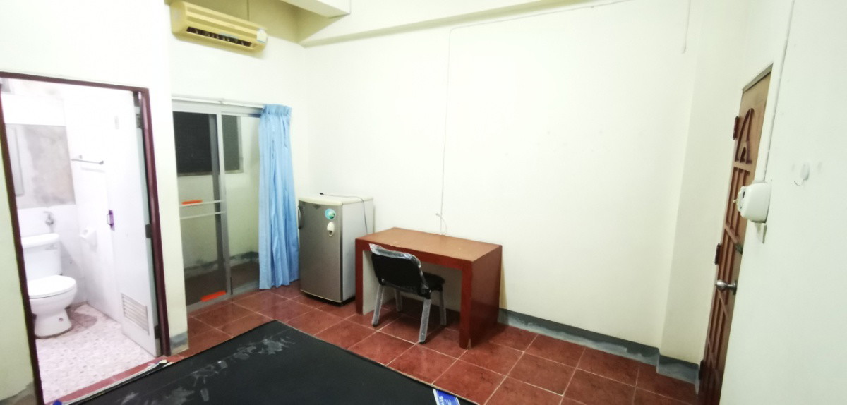 1 Bed Condo — photo 5