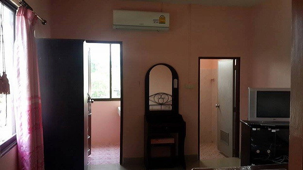 1 Bed Condo — photo 3