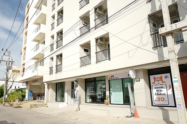 Condo — photo 1