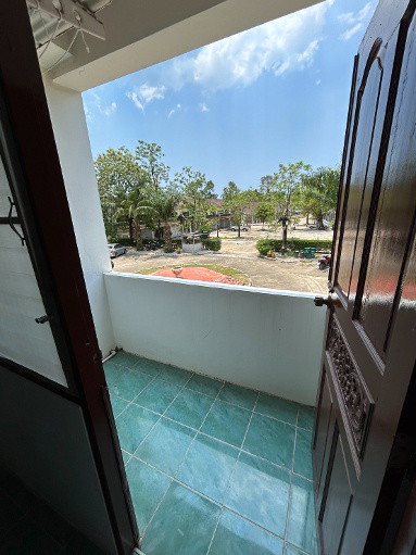 Condo — photo 4
