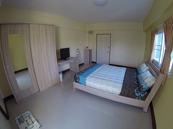 1 Bed Condo — photo 1