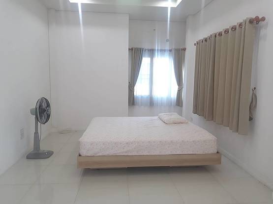1 Bed Condo — photo 2