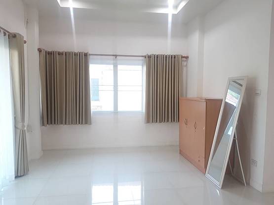 1 Bed Condo — photo 4