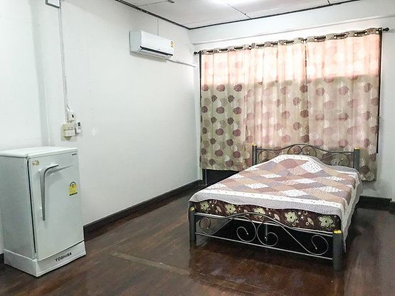 1 Bed Condo — photo 2
