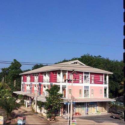 Condo — photo 1