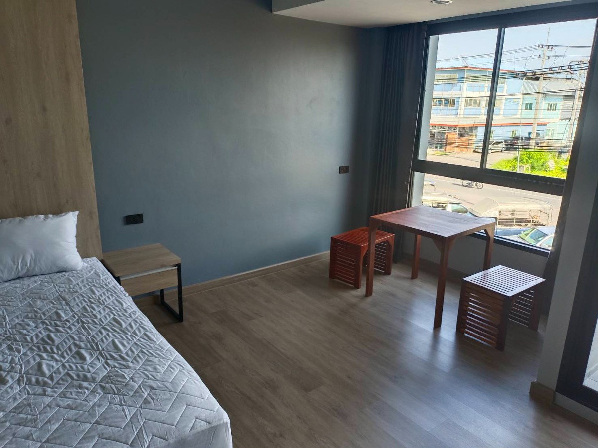 1 Bed Condo — photo 5