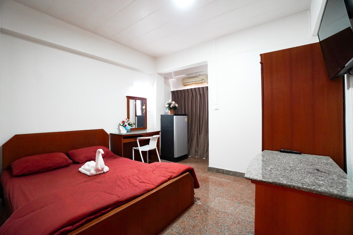 1 Bed Condo · Bang Sue, bangkok — photo 2