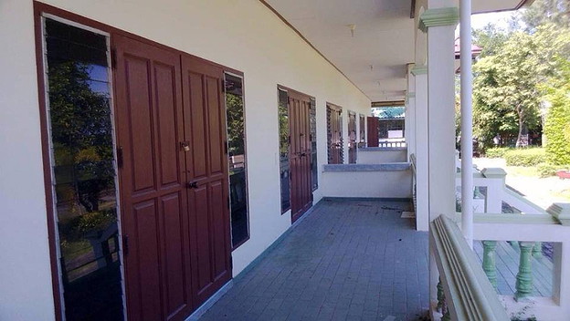 1 Bed Condo — photo 4