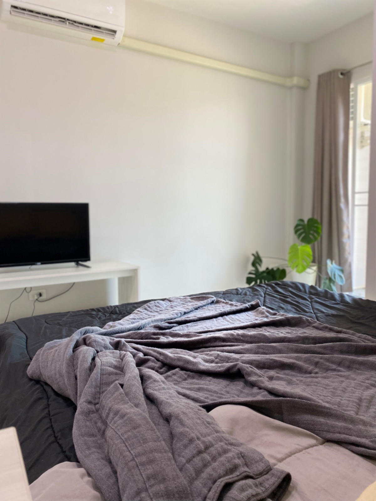 Condo — photo 1
