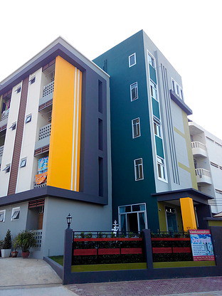 1 Bed Condo — photo 2