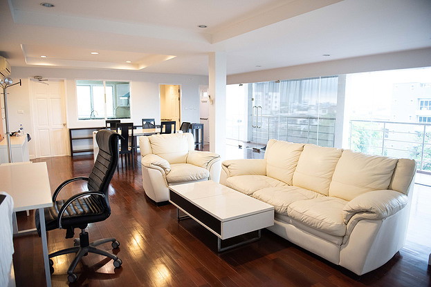 1 Bed Condo · Yan Nawa, bangkok — photo 2