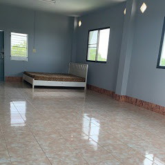 1 Bed Condo — photo 2