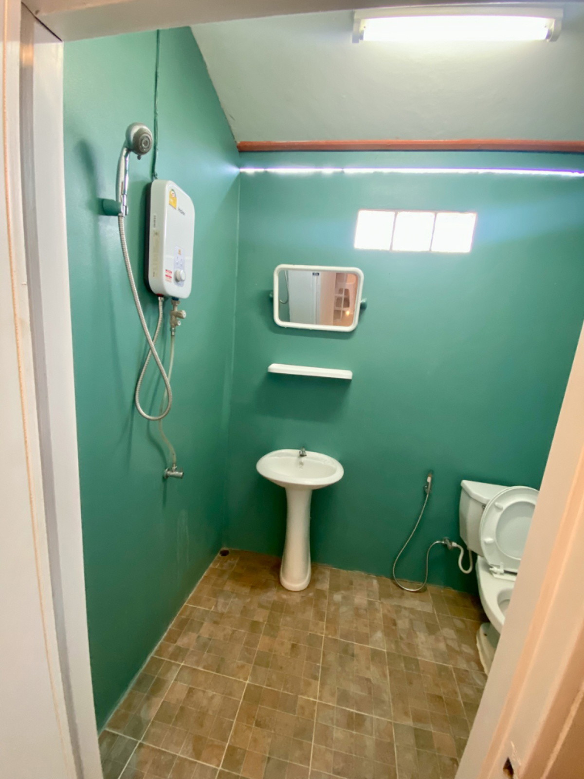 1 Bed Condo — photo 3