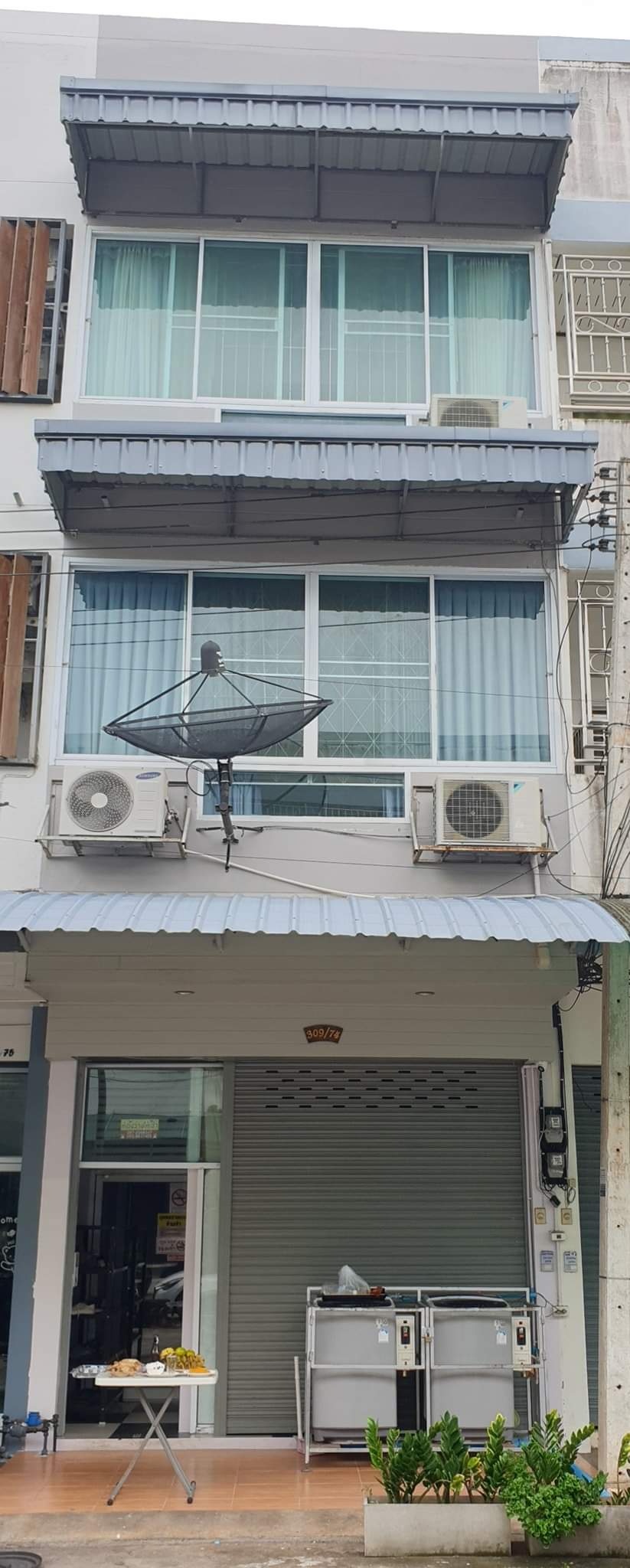 1 Bed Condo — photo 2