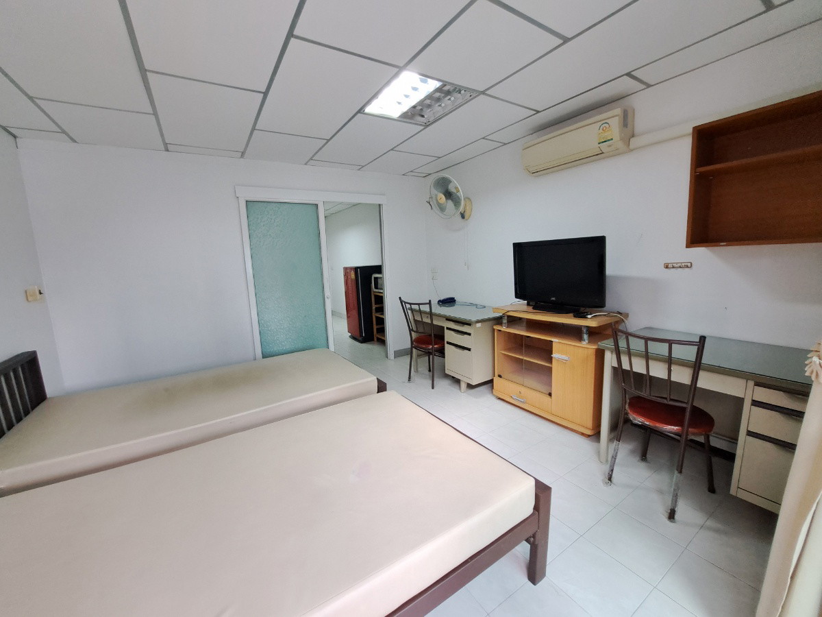 1 Bed Condo · Bang Rak, bangkok — photo 2