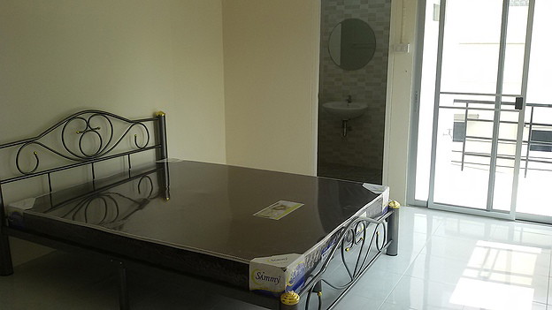 Condo · Bangkok Yai, bangkok