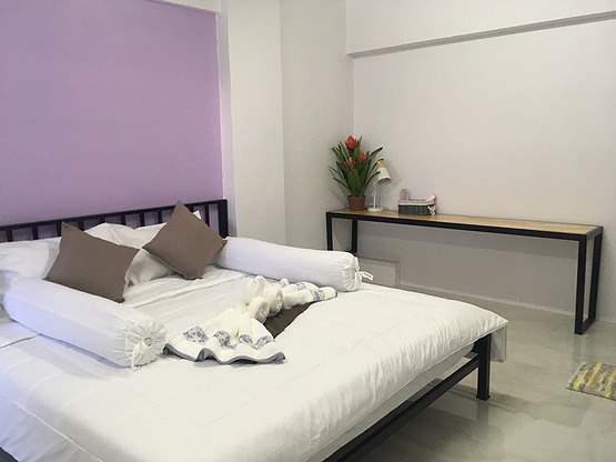 1 Bed Condo — photo 2