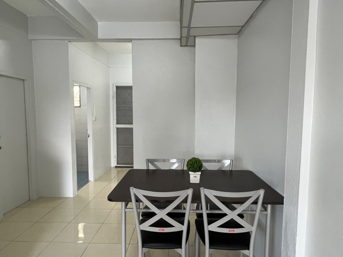 1 Bed Condo — photo 5