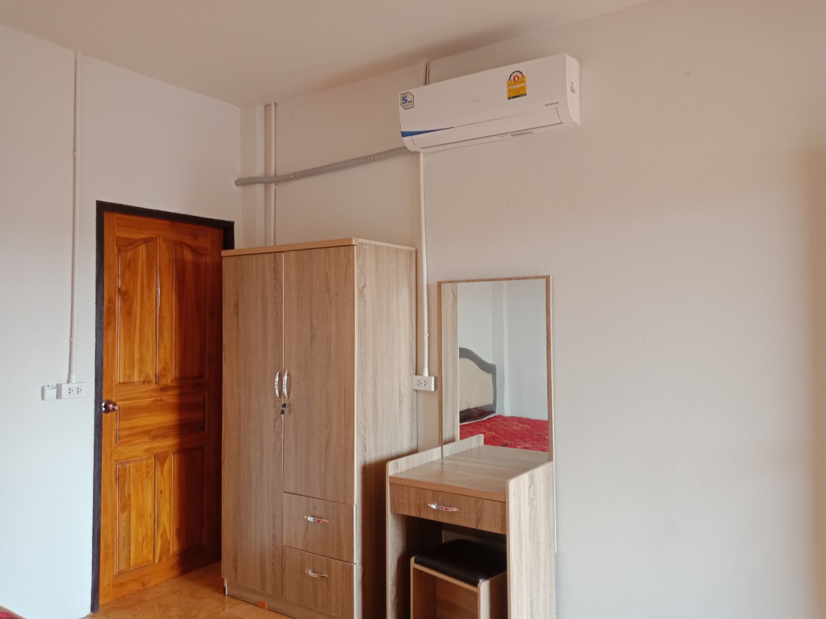 1 Bed Condo — photo 3