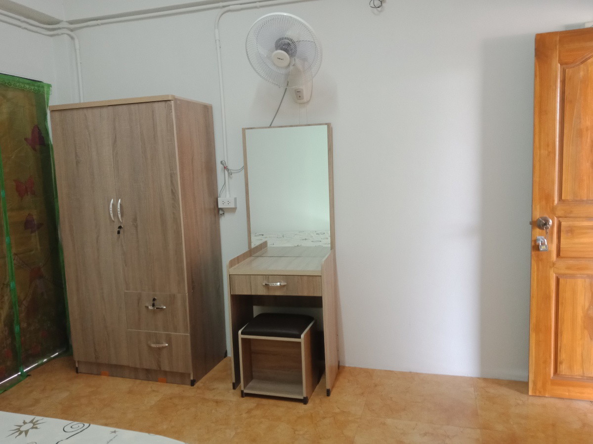 1 Bed Condo — photo 4