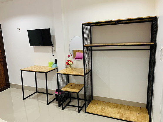 1 Bed Condo — photo 3