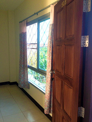 1 Bed Condo — photo 3