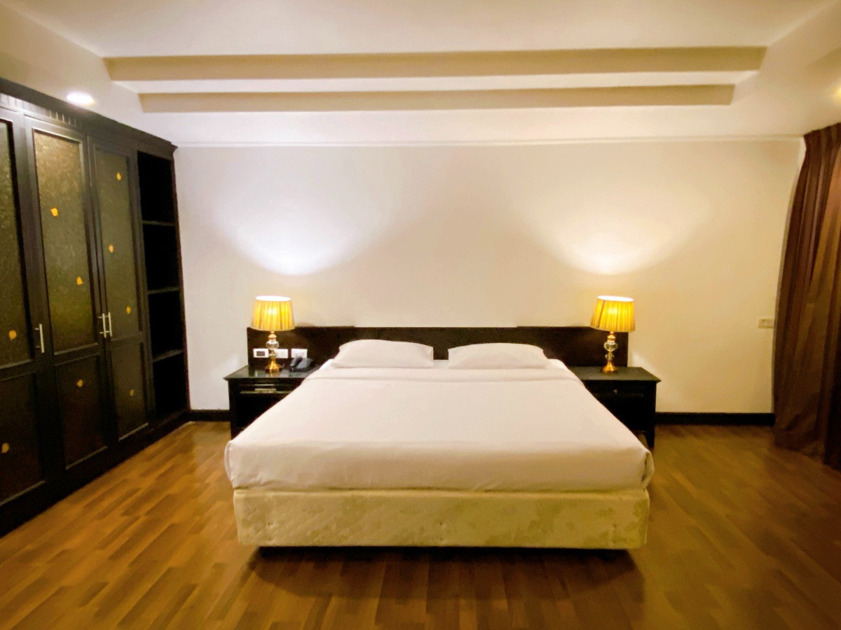 1 Bed Condo · Sathon, bangkok — photo 3