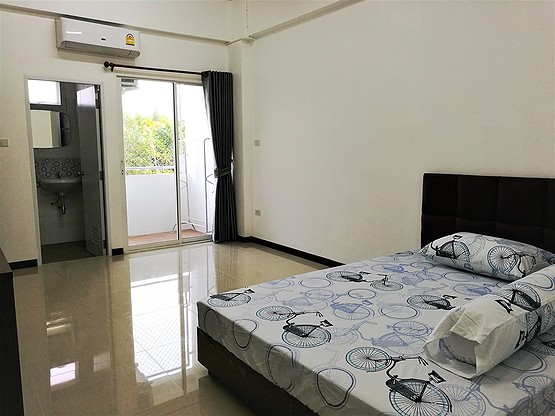 1 Bed Condo · Bang Khun Thian, bangkok — photo 4