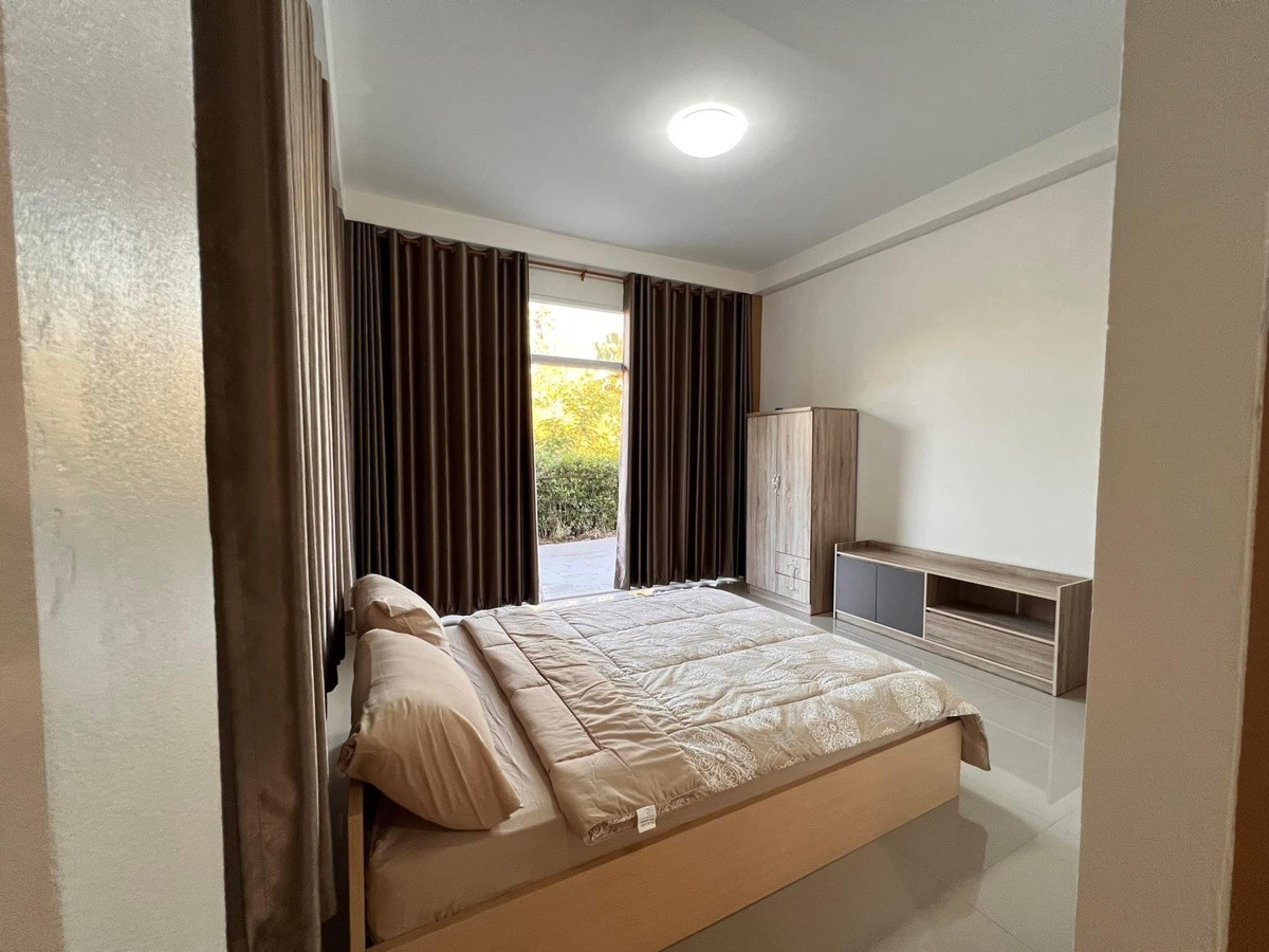 1 Bed Condo — photo 4