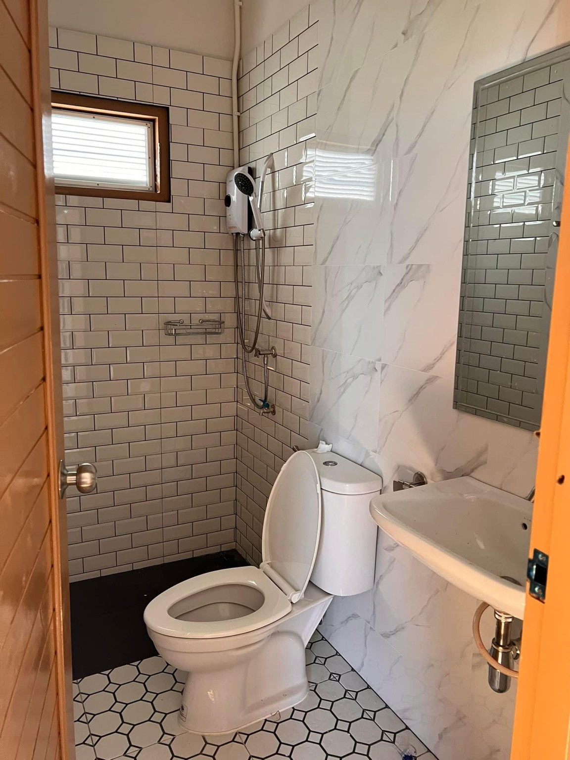 1 Bed Condo — photo 5