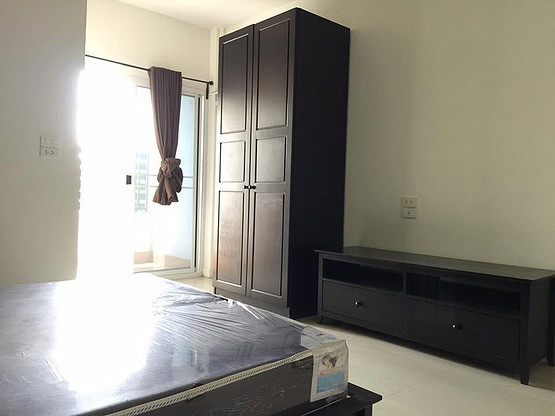 1 Bed Condo · Bang Khun Thian, bangkok — photo 1