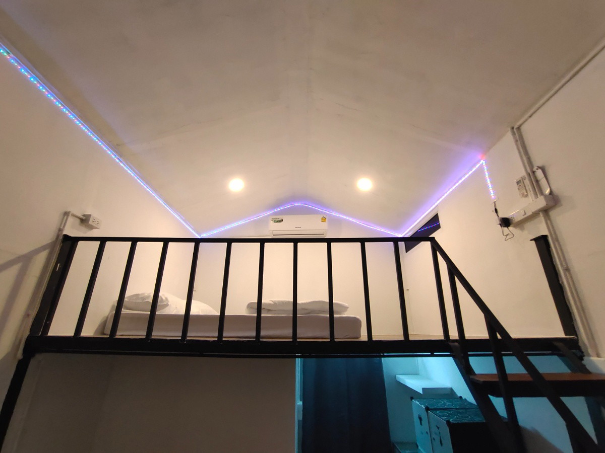 1 Bed Condo — photo 4