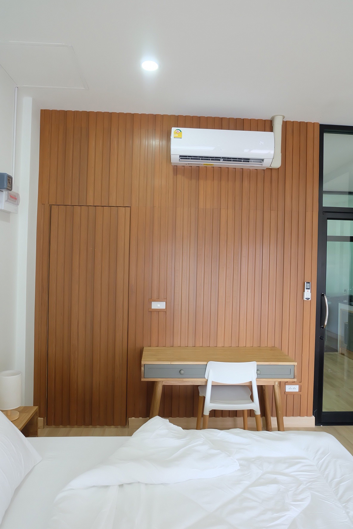 1 Bed Condo — photo 5