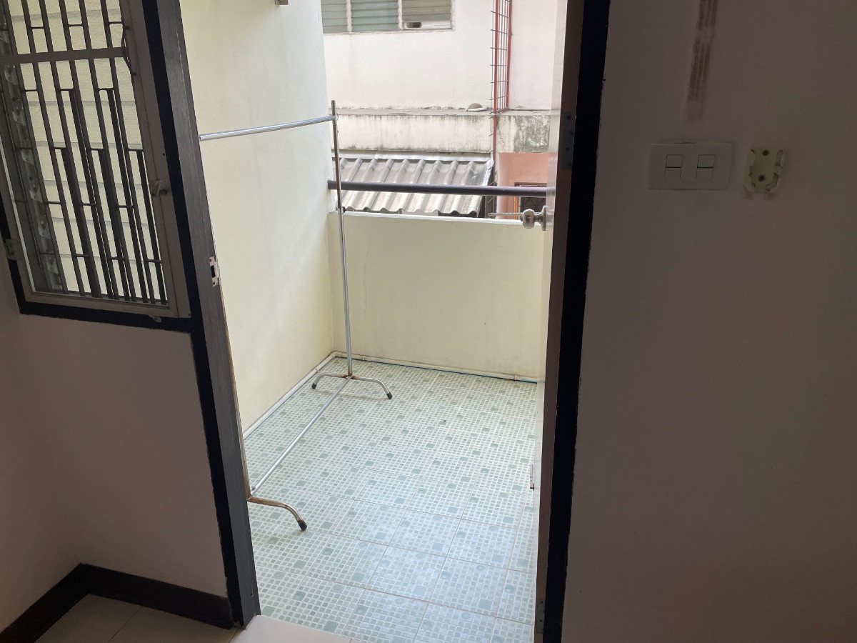 1 Bed Condo · Bang Khen, bangkok — photo 4