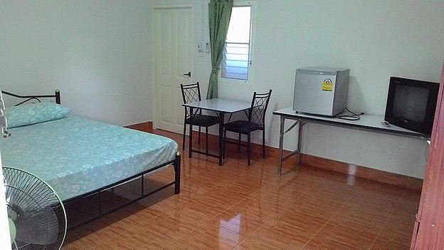 1 Bed Condo — photo 4