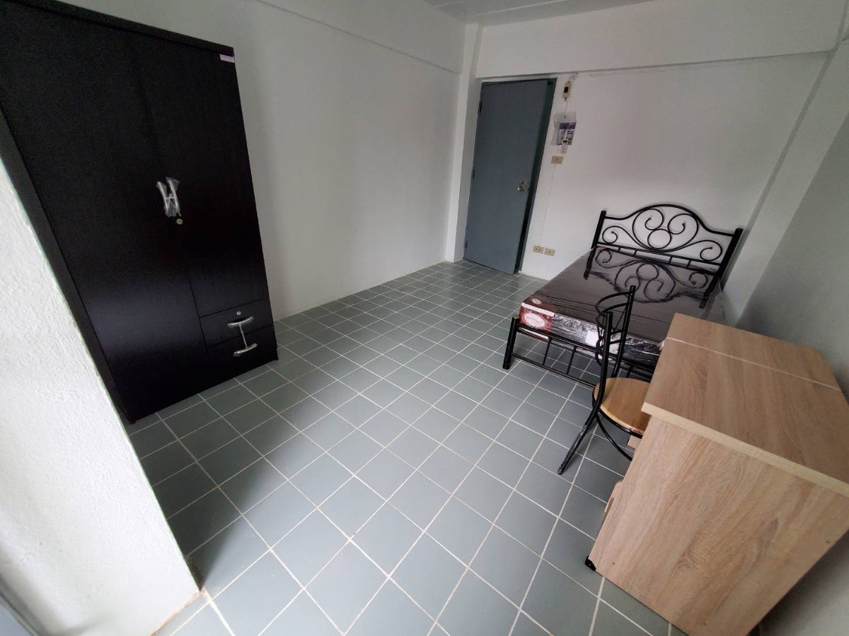 1 Bed Condo · Bangkok Noi, bangkok — photo 2