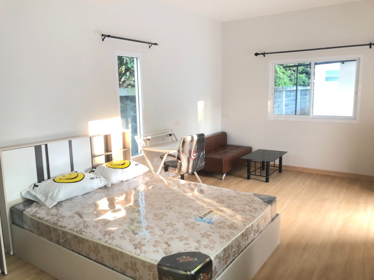 1 Bed Condo — photo 1