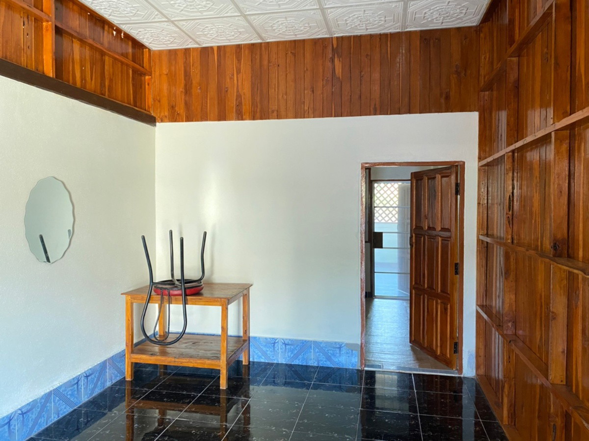 1 Bed Condo — photo 3