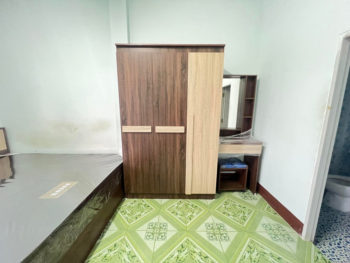 1 Bed Condo — photo 5