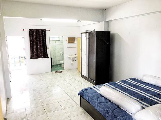 1 Bed Condo — photo 3