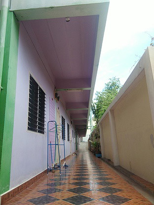 1 Bed Condo — photo 2
