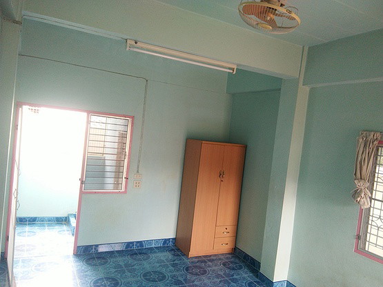 1 Bed Condo — photo 3